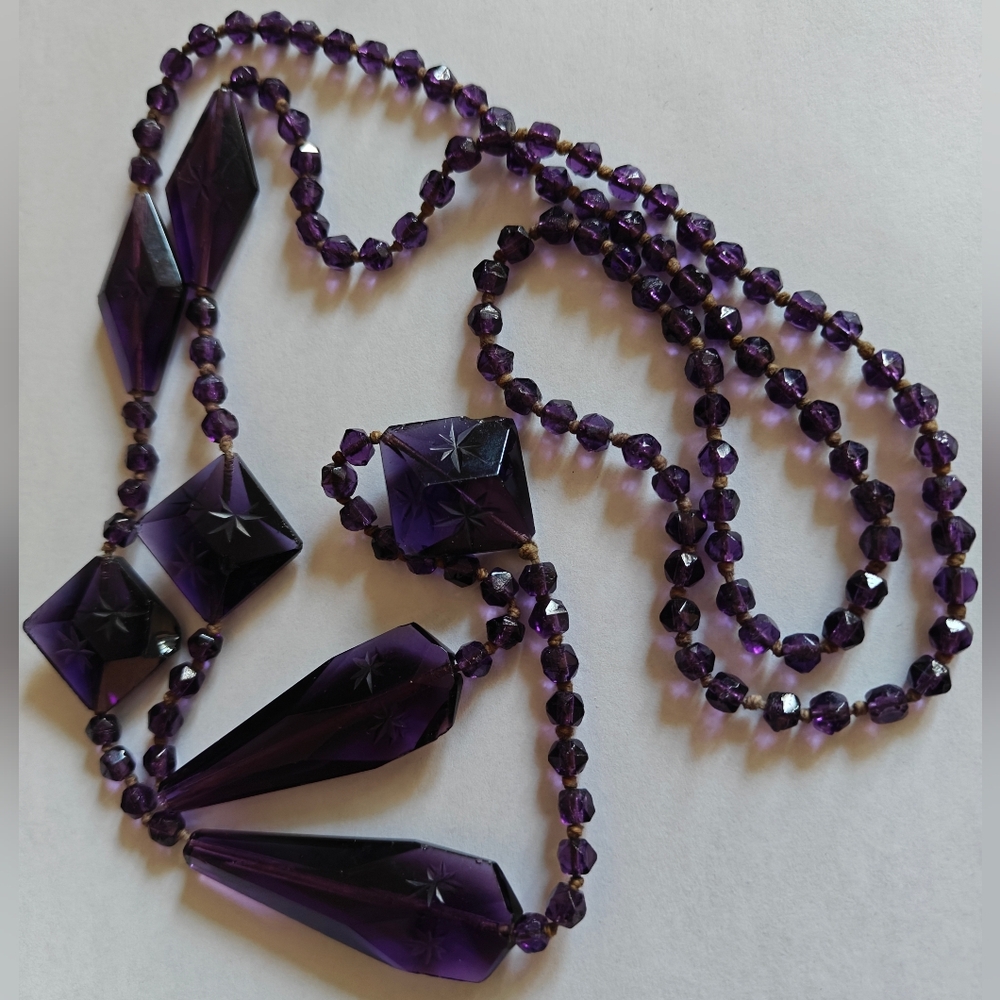 Antique Czech Art Deco Amethyst Purple Glass Flapper Necklace